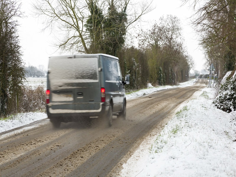 Average UK electrician loses over £1,500 a year due to bad weather